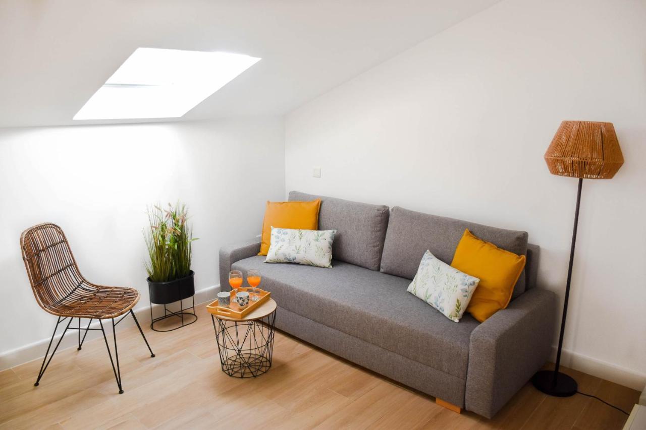 Holidays2Malaga Trinidad Renovated 1 Bedroom Penthouse Close To City Center Exterior foto