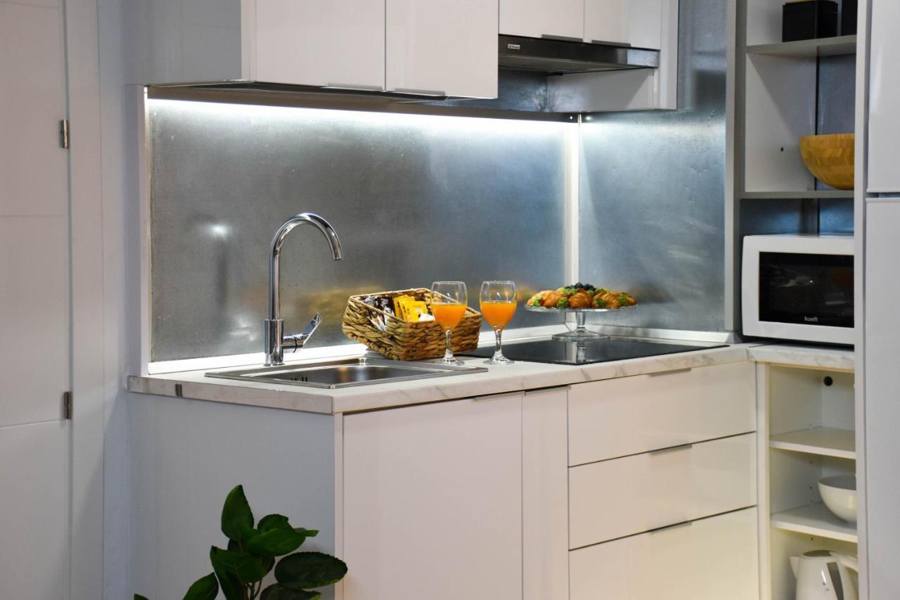Holidays2Malaga Trinidad Renovated 1 Bedroom Penthouse Close To City Center Exterior foto